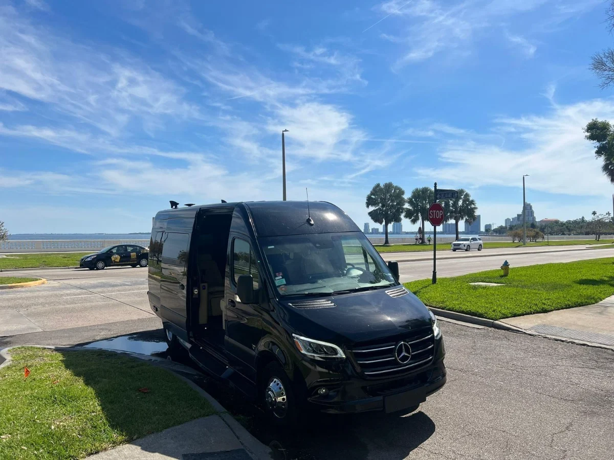 Group Travel · Mercedes-Benz Sprinter